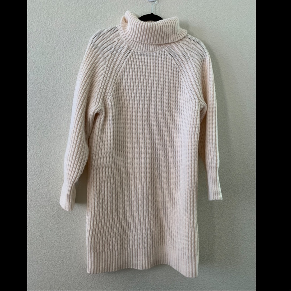 Uniqlo white sweater dress
